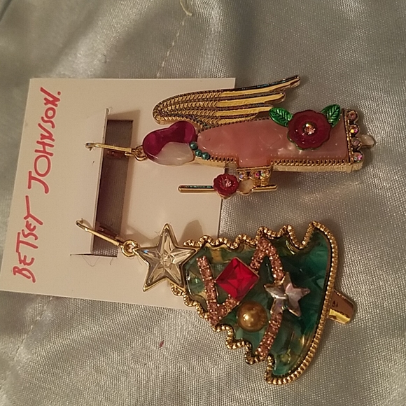 Betsey Johnson Angel and Christmas tree - Picture 3 of 6